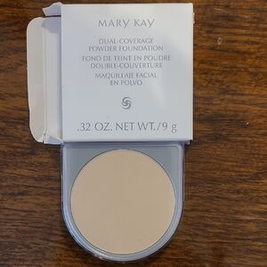 NEW! Mary Kay Dual-Coverage Powder Foundation - Ivory 100